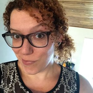 Meet your Posher, Jasmine